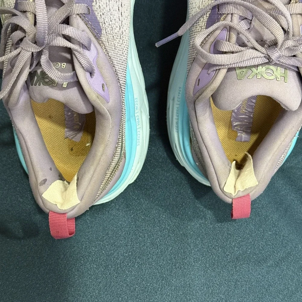 Hoka One One hoka one